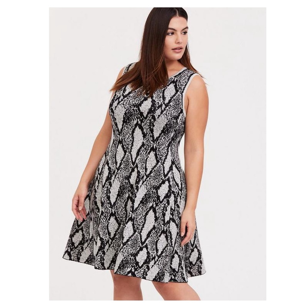 Torrid Black Snakeskin Print Sweater-Knit Trapeze Dress Size 1X
